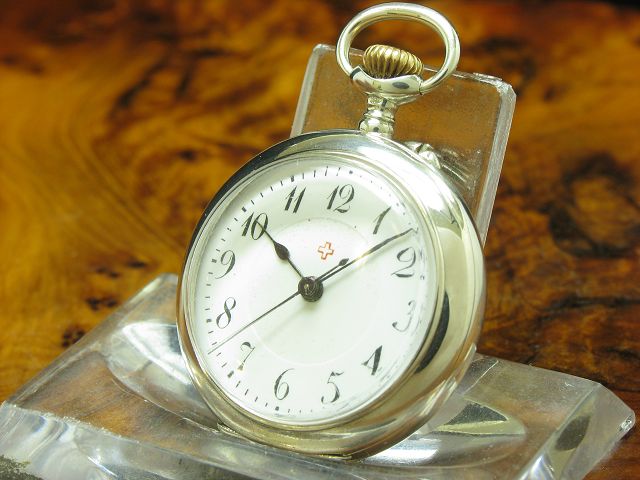 800 Silber Open Face Taschenuhr mit zentraler Sekunde / Durchmesser 30,2 mm