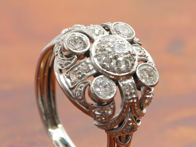 14kt 585 Weißgold Art-Deco Handarbeit Ring mit 0,90ct Brillant & Diamant Besatz
