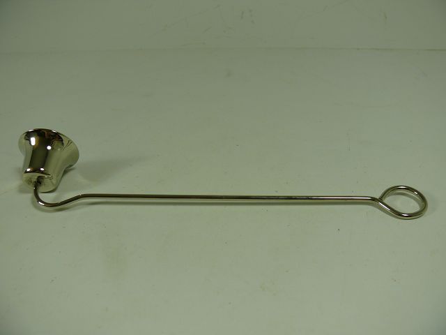 Kerzenlöscher aus Metall Silberfarben / Weihnachtsdeko / Kerze / 34,1 g